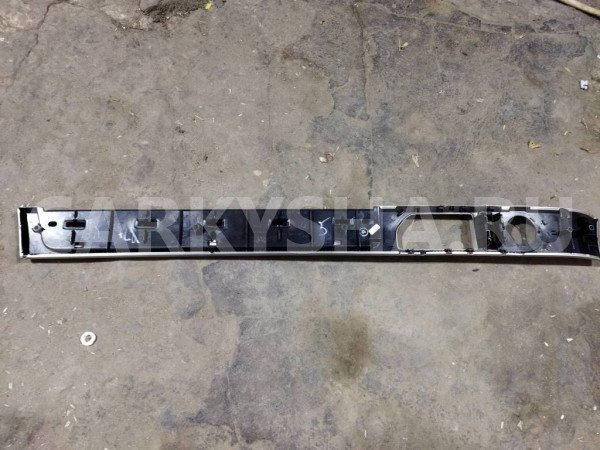 Накладка (кузов внутри) VW Touareg 2002-2010 Volkswagen Touareg оригинальный номер 7L6867068N7U7