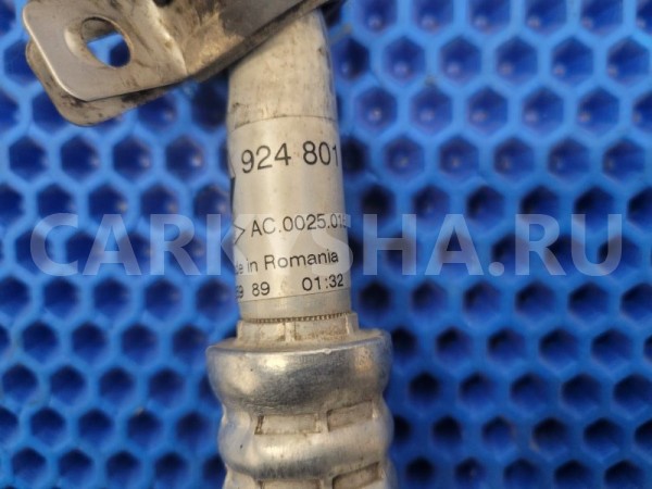Трубка кондиционера Renault Duster 2012 924806386R HSA F4R Renault Duster 