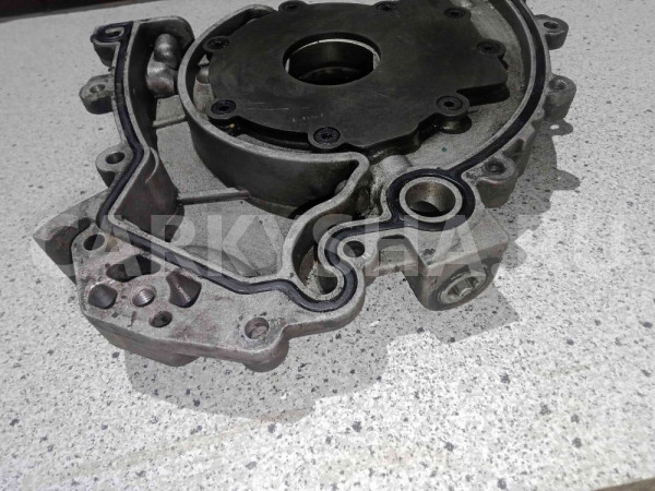 Насос масляный Land Rover Discovery III (2004—2009) Land Rover Discovery оригинальный номер 1348651