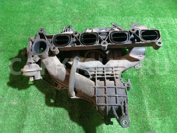 Коллектор впускной Mazda 2 оригинальный номер LF6013100A