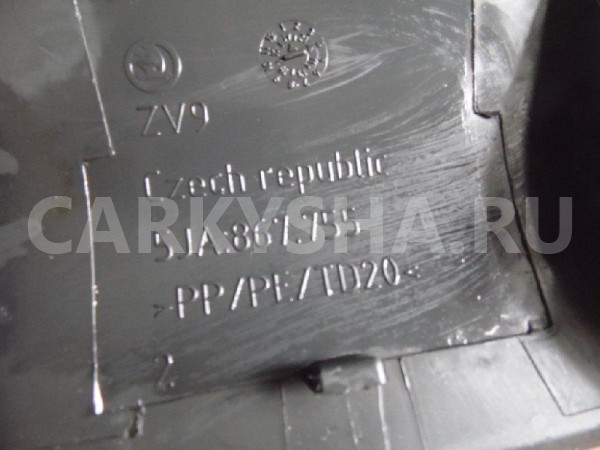 Обшивка двери багажника Skoda Rapid I рестайлинг (2017—2020) Skoda Rapid оригинальный номер 5JA867755