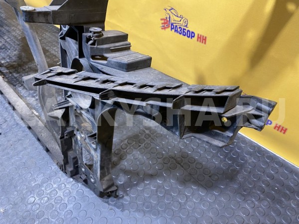 Рамка радиатора  Audi Q7 4L (2005—2009) 3.0 TDI Audi 200 оригинальный номер 4L0805594A