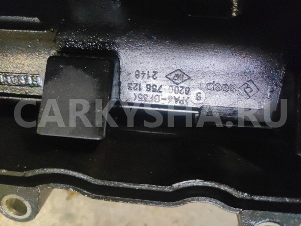 Крышка головки блока (клапанная) Renault Logan 