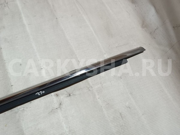 Накладка стекла переднего правого Ford Mondeo 