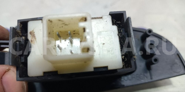 Кнопка стеклоподъемника  Toyota AvensisT250 Toyota Avensis оригинальный номер 7427205020B0
