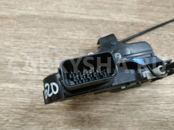 Замок двери передней правой Land Rover Freelander 