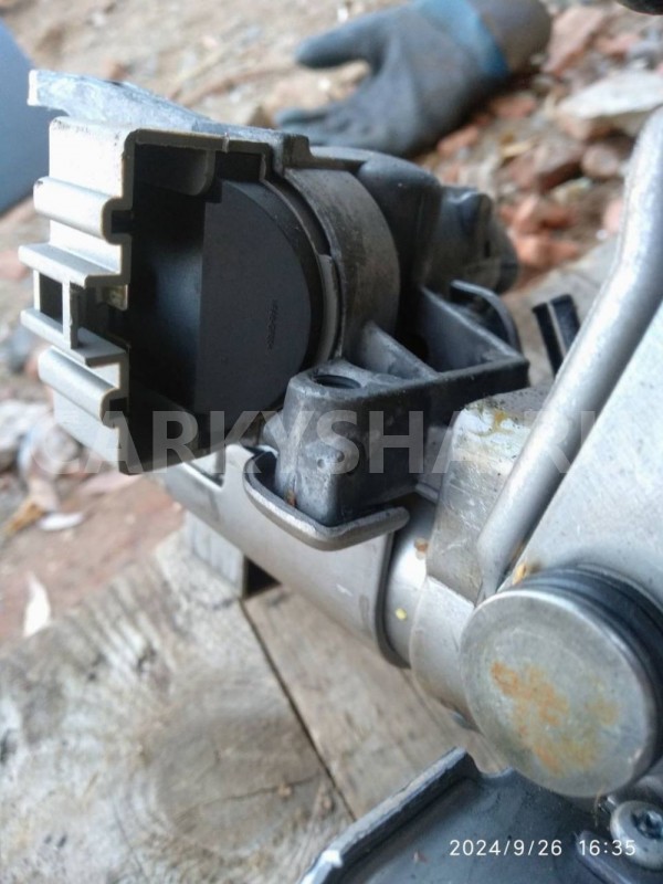 Замок зажигания Ford Fusion I рестайлинг (2005—2012) Ford Fusion оригинальный номер 1479661