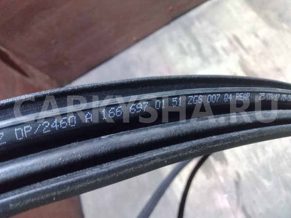 Уплотнитель проема двери задний ml Mercedes-Benz M-klasse оригинальный номер a1666970151