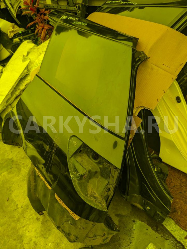 Крыло Nissan Wingroad 