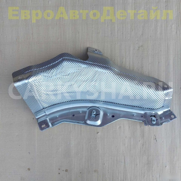 Теплозащитный экран средний Range Rover L460 L461 Land Rover Range Rover оригинальный номер LR174437