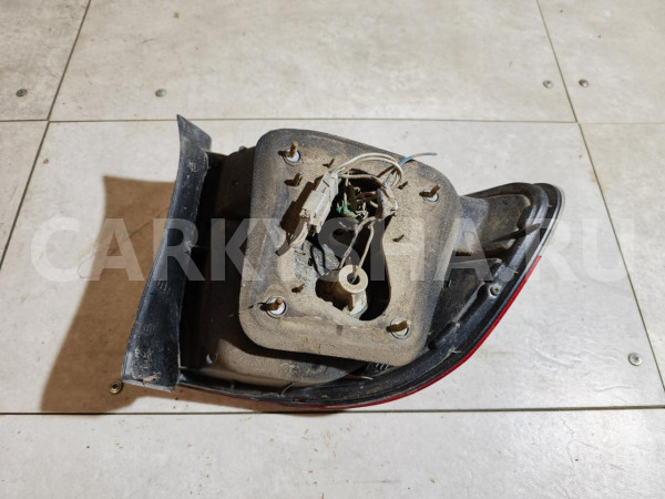 Фонарь задний правый Honda Integra 