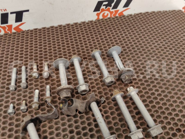 Болты подвески Mini Hatch оригинальный номер 33 32 6 858 054, 33 32 6 858 054, 33326858054, 6858054, 33 32 6 858 053, 33326858053, 6858053