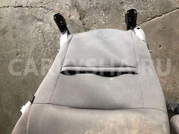 Сиденье салонное Ford Fiesta Mk6 рестайлинг (2012—2019) Ford Fiesta оригинальный номер 1827778