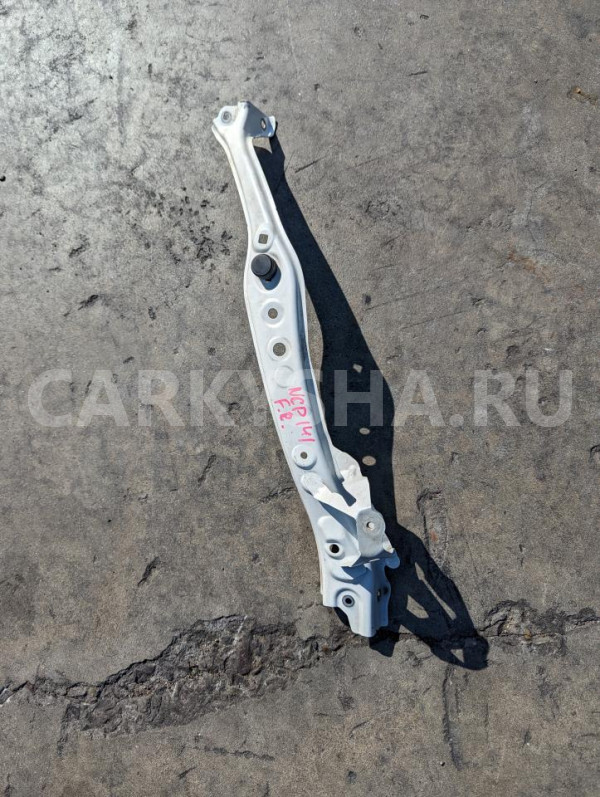 Планка телевизора Toyota Spade 