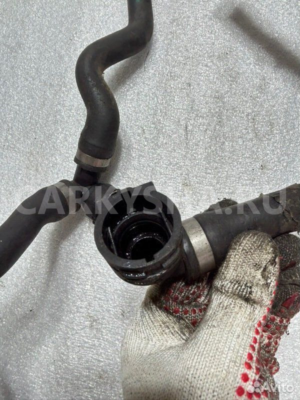 Шланг системы охлаждения BMW 3 F30 N13B16 2012 BMW 3er оригинальный номер 17 12 7 596 834