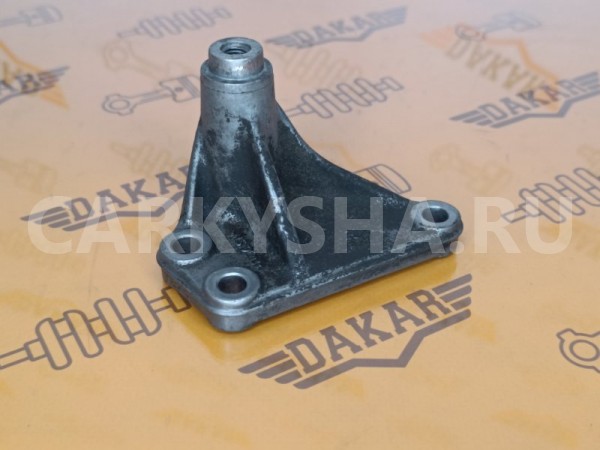 Кронштейн обводного ролика Volkswagen Touareg 7LA Volkswagen Touareg 