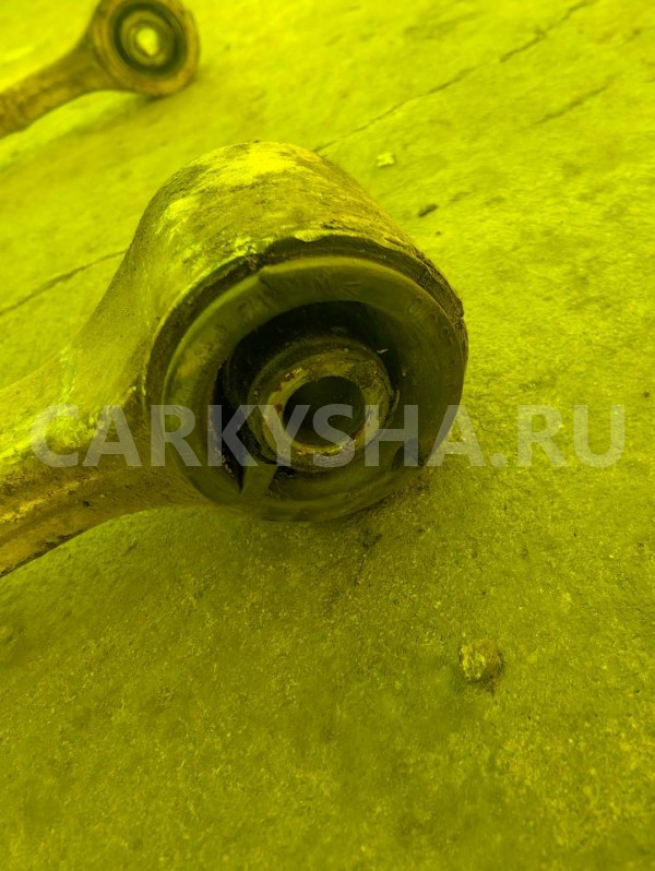 Рычаг Nissan Stagea 