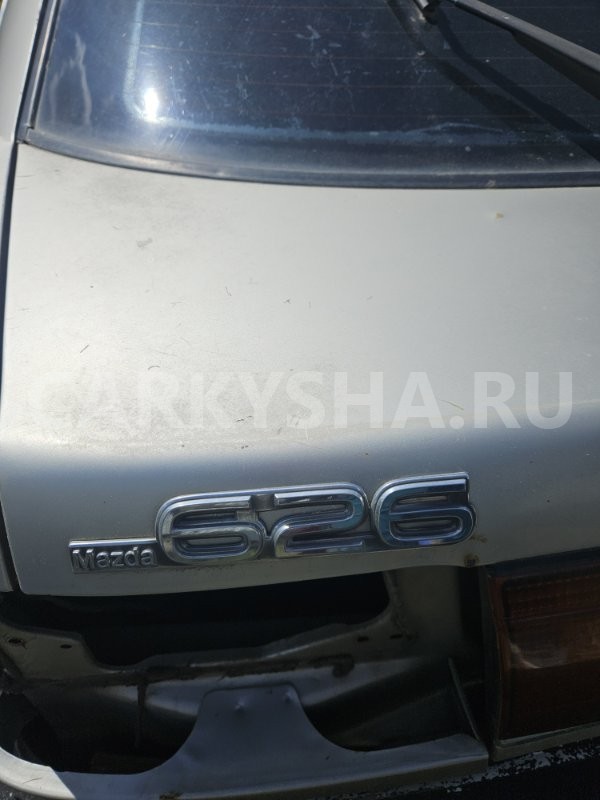 Крышка багажника Mazda 626 
