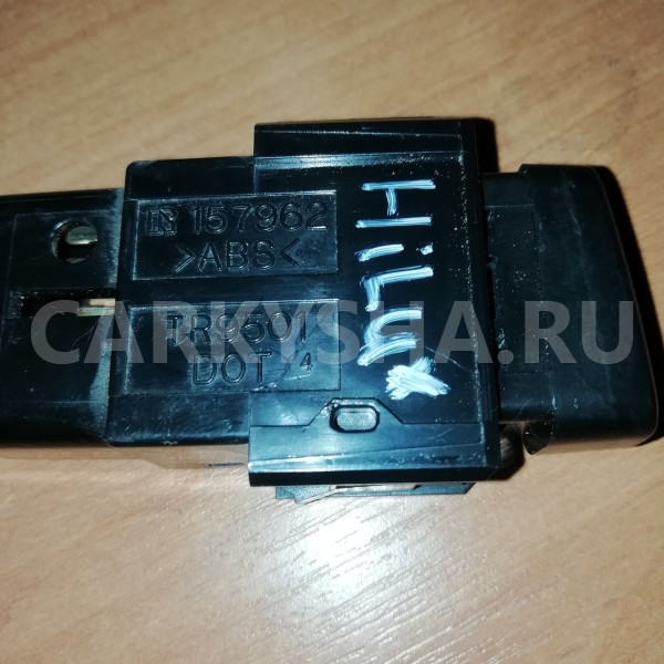 Кнопка аварийной сигнализации Toyota Hilux VII рестайлинг (2011—2015) Toyota Hilux оригинальный номер 843320K010