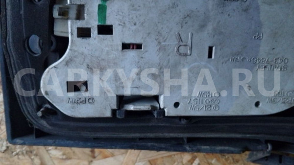Фонарь задний правый Mazda 626 GD Mazda 2 оригинальный номер 0437846r