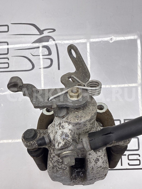 Суппорт задний правый Skoda Octavia A7 CHPA 2014 Skoda Octavia 