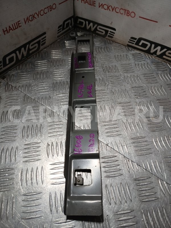 Кронштейн крыла Nissan X-Trail 