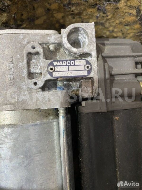 Компрессор пневмоподвески BMW X5 E53 M54B30 2006 BMW X5 оригинальный номер 37 22 6 787 616