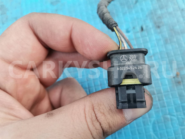 Фишка парктроника Mercedes-Benz V-класс W447 OM651 2.2 Mercedes-Benz V-classe оригинальный номер A0225452426