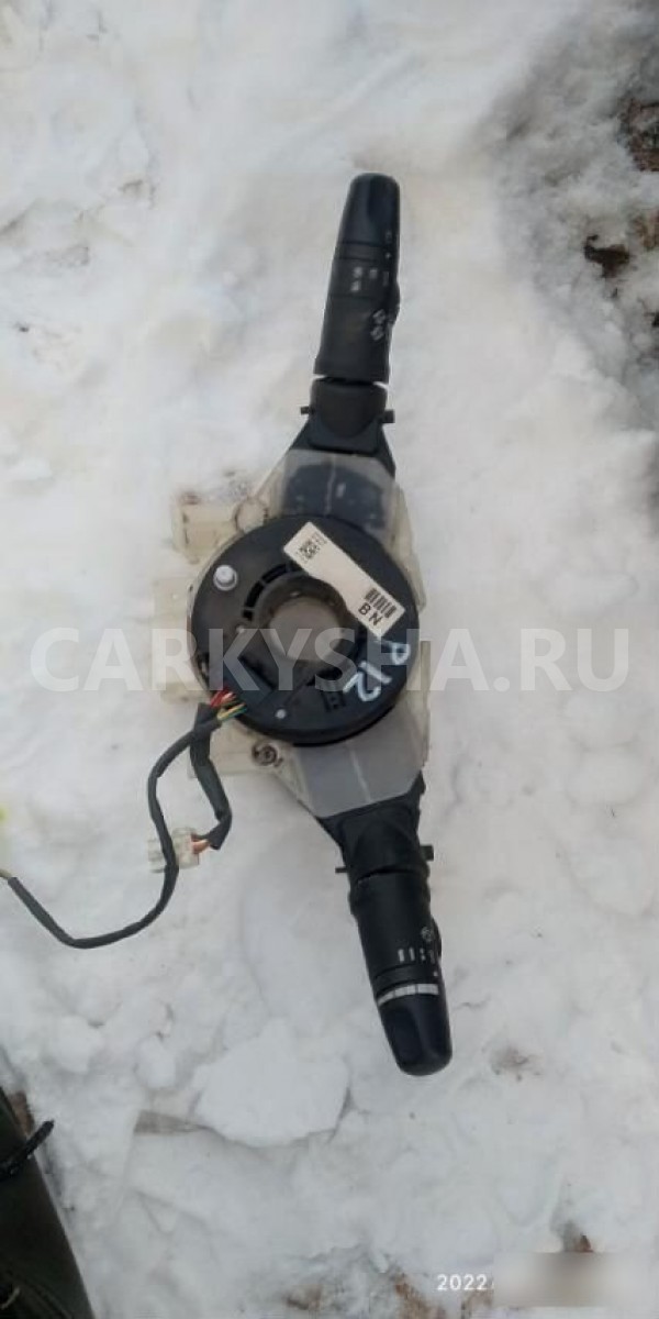 Переключатель подрулевой Nissan Primera P12 (2001—2008) Nissan Primera оригинальный номер 25260AU001