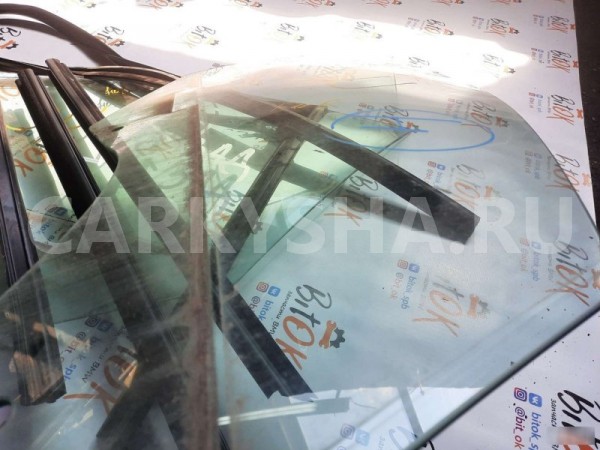 Стекла дверей BMW 5er 