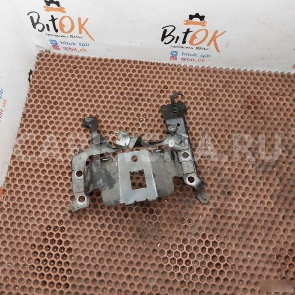 Кронштейн расширительного бачка BMW X6 