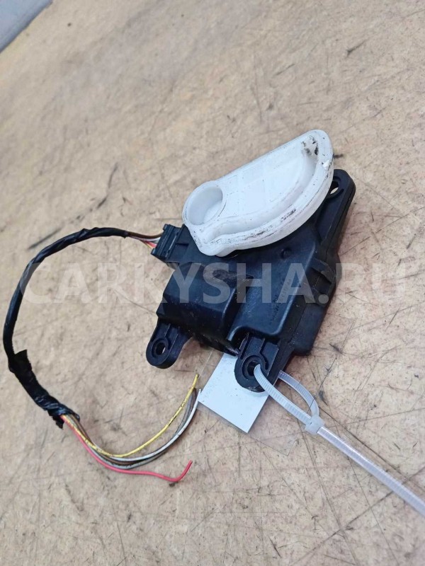 Название детали Сервопривод заслонок печки Модель KIA Sorento XM Kia Sorento оригинальный номер 97162-1JAA0