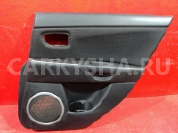 Обшивка задней правой двери Мазда 3 БК 02-09 Mazda 3 