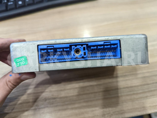 Блок efi Nissan Largo оригинальный номер 237105C300
