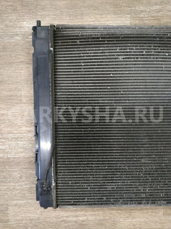 Радиатор охлаждения Hyundai ix35 оригинальный номер 253102S010