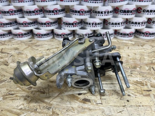 Клапан EGR Toyota Fortuner II Рестайлинг оригинальный номер 25630-0E030