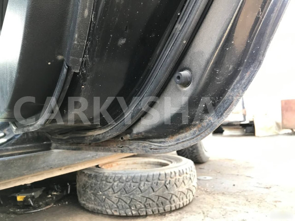 Дверь задняя правая Geely Emgrand EC7 Geely Emgrand EC7 