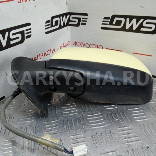 Зеркало боковое Toyota Sienta 