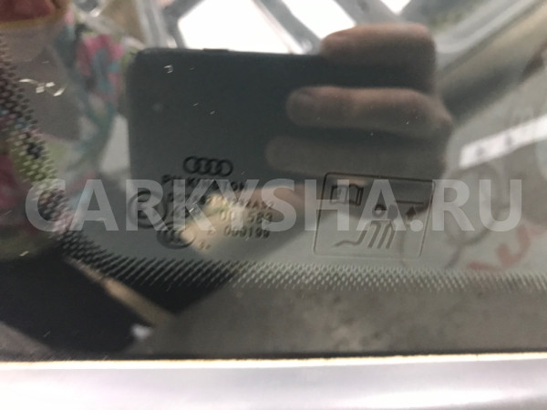 Стекло глухое заднее левое Audi A3 2009 Audi 200 