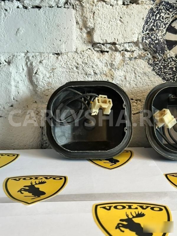 Крышки фар передние передние Volvo 740 1983-1992 Volvo 740 