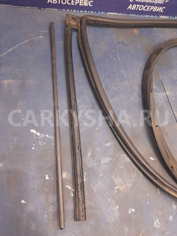 Уплотнитель дверной задний RH SsangYong Actyon 1 Ssang Yong Actyon оригинальный номер 7314031001