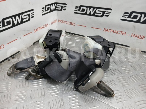 Ремни безопасности задние Toyota Ipsum 