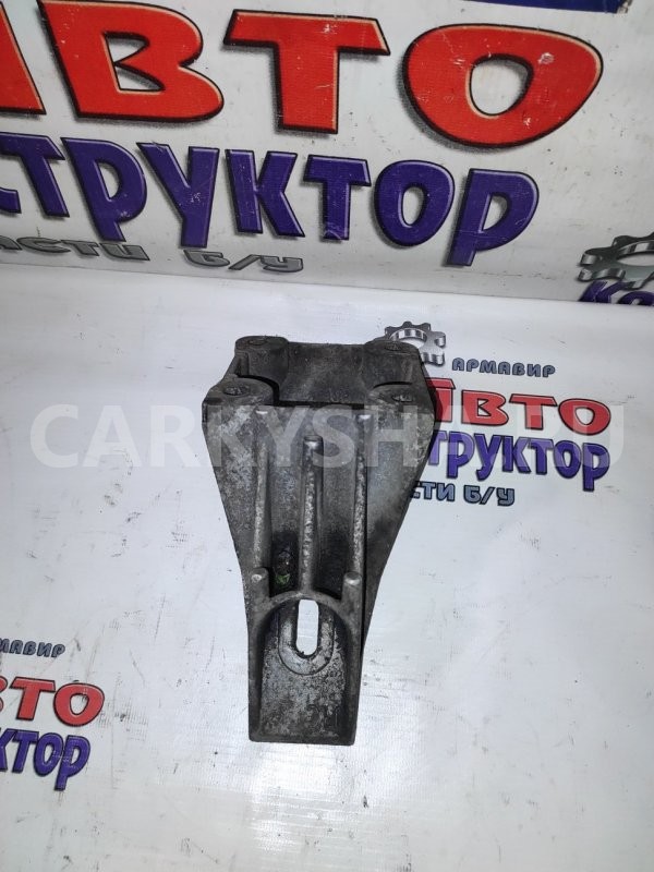 кронштейн Opel Omega 