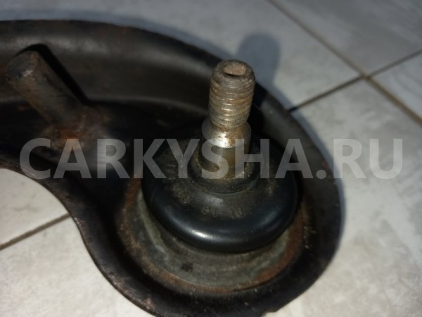 Рычаг подвески Mercedes C200 A2023304907 W202, передний правый Mercedes-Benz C-klasse 