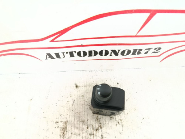 Блок управления зеркалами Suzuki SX4 2006-2014 Suzuki SX4 оригинальный номер 3795062J00