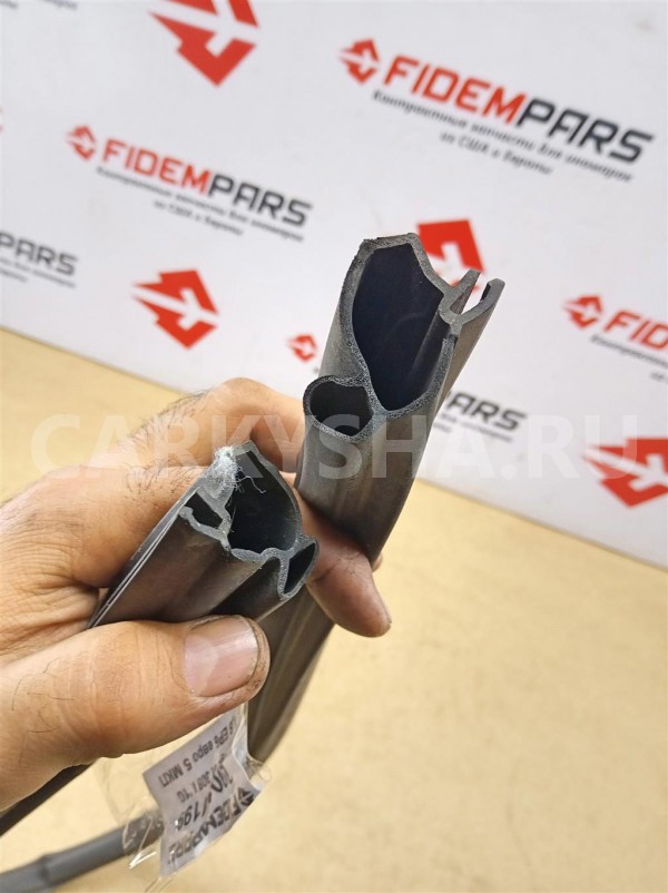 Название детали Уплотнитель Модель Peugeot 308 Peugeot 308 