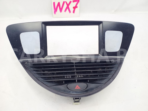 Рамка дисплея Subaru Tribeca 2006 66110XA00A WXE EZ30 Subaru Tribeca 