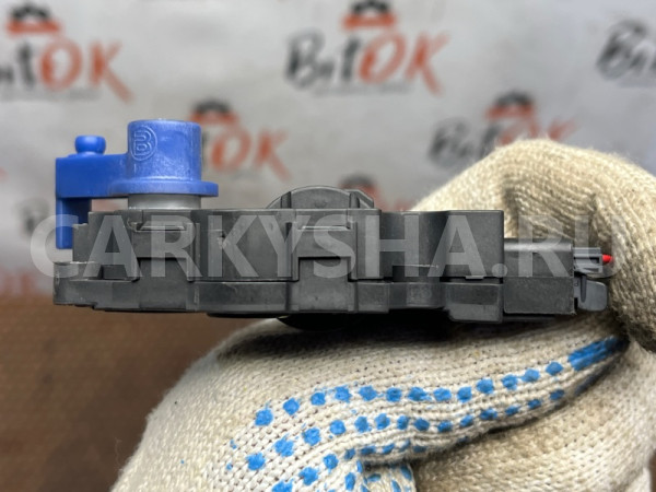 Сервопривод отопителя BMW 5er оригинальный номер 64 11 9 319 037, 64 11 9 319 037, 64119319037, 9319037, 64 11 9 242 058, 64119242058, 9242058, 64 11 9 159 316, 64119159316, 9159316