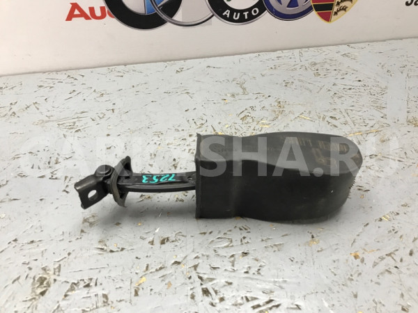 Ограничитель двери Volkswagen Tiguan 2008 Volkswagen Tiguan 