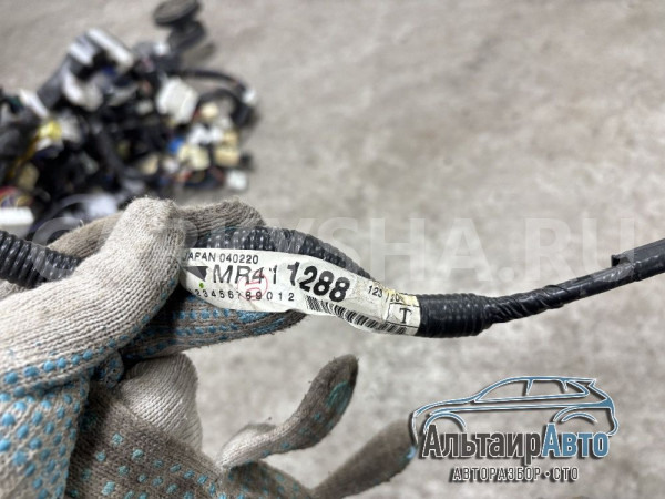 Проводка салонная Pajero 3 MR411288 Mitsubishi i оригинальный номер MR411288